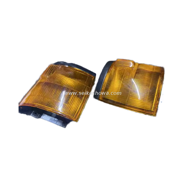 Nouveaux feux d'angle 24 V pour les mod&egrave;les Toyota Coaster